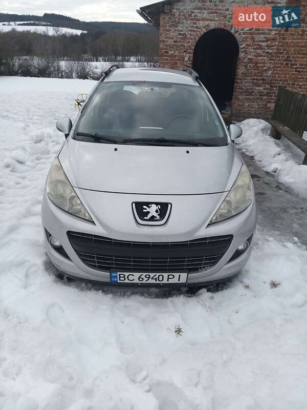 Peugeot 207 2011