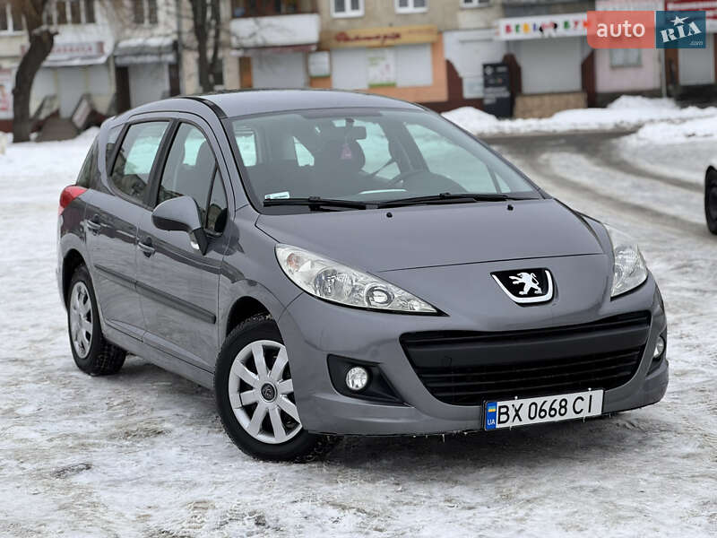 Универсал Peugeot 207 2010 в Калуше фото 3 Универсал Peugeot 207 2010 в Калуше