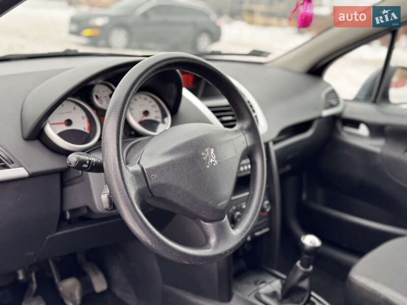Универсал Peugeot 207 2010 в Калуше фото 9 Универсал Peugeot 207 2010 в Калуше