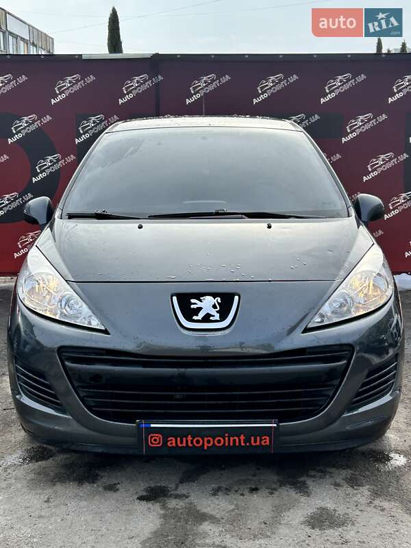 Хэтчбек Peugeot 207 2010 в Сумах