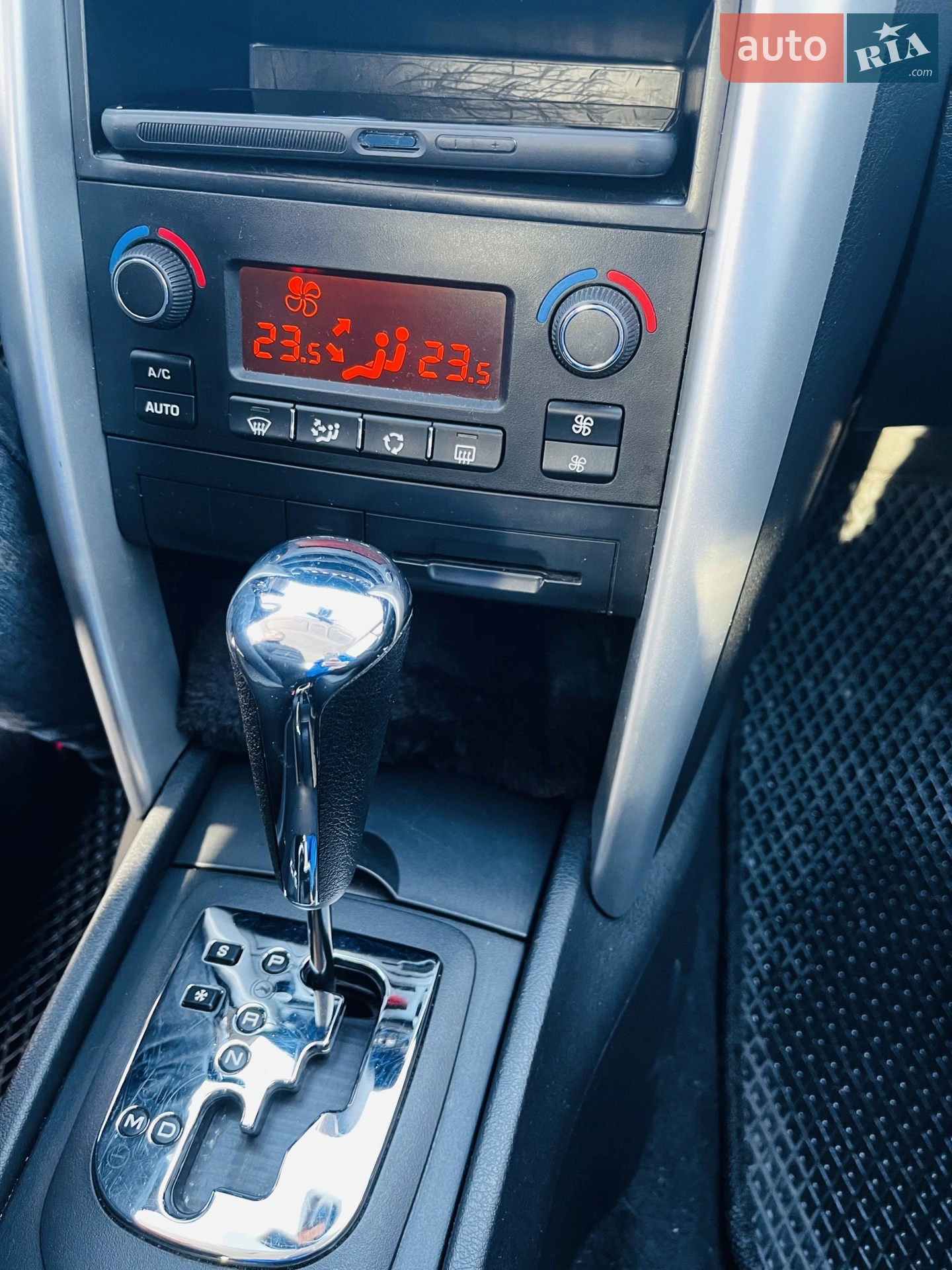 2011 Peugeot 207 - мініатюра 15