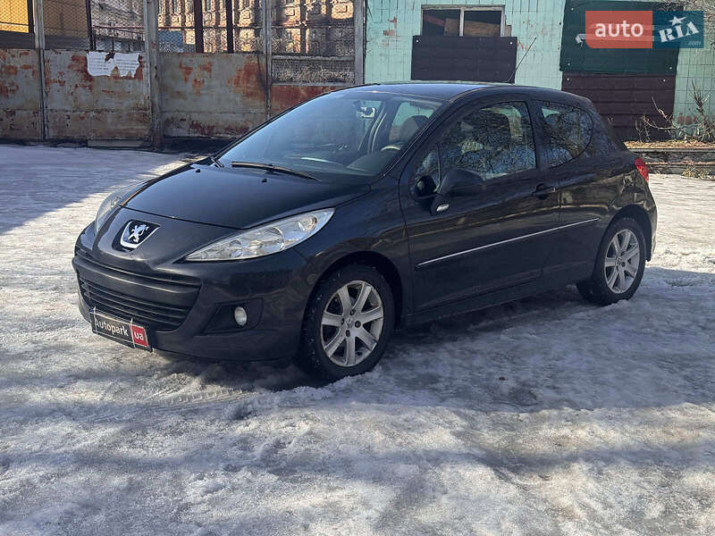 Peugeot 207 2012