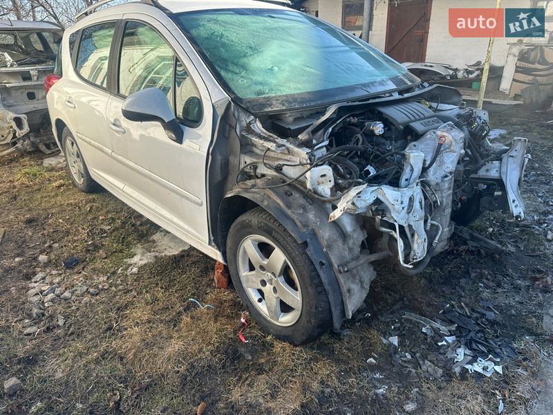 Хэтчбек Peugeot 207 2010 в Умани