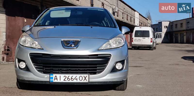 Peugeot 207 2010