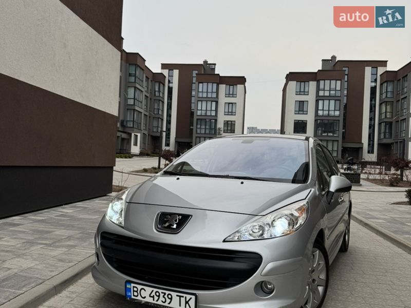 Хэтчбек Peugeot 207 2007 в Львове