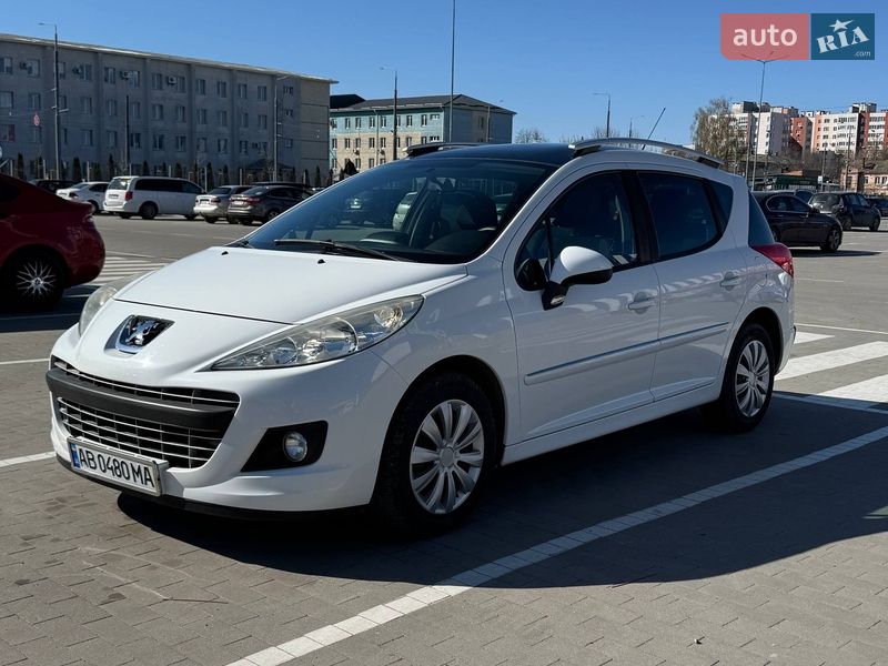 Peugeot 207 2012
