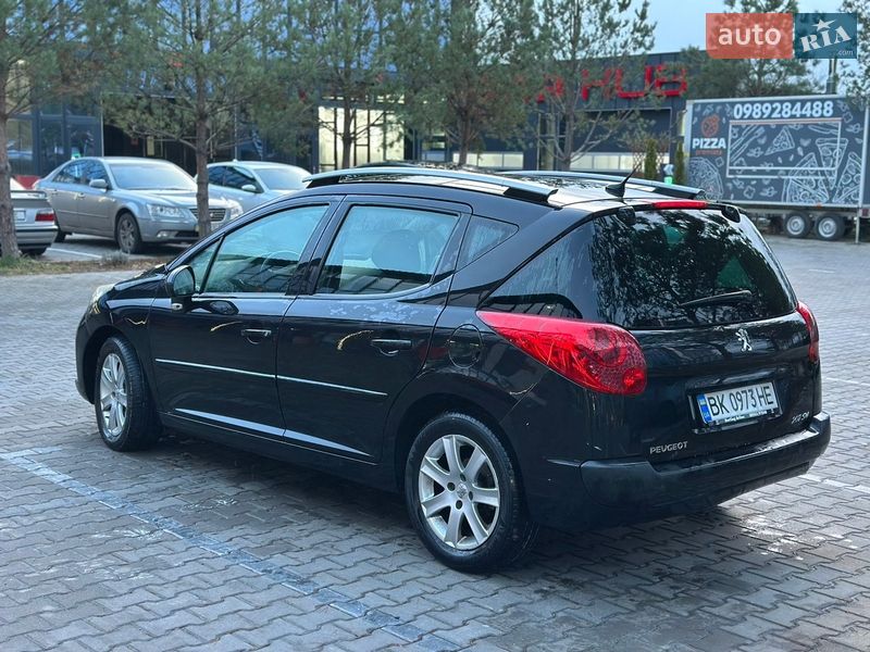 Универсал Peugeot 207 2009 в Ровно