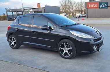 Хэтчбек Peugeot 207 2008 в Новой Одессе