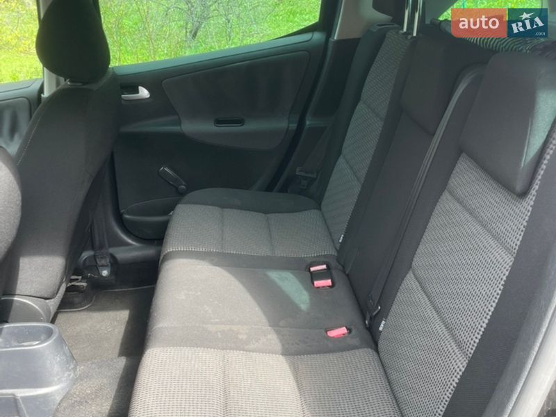 Универсал Peugeot 207 2010 в Киеве