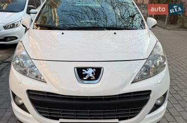 Хетчбек Peugeot 207 2011 в Києві