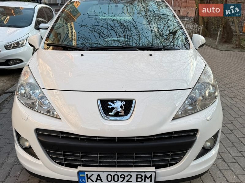 Peugeot 207 2011 Peugeot 207 2011