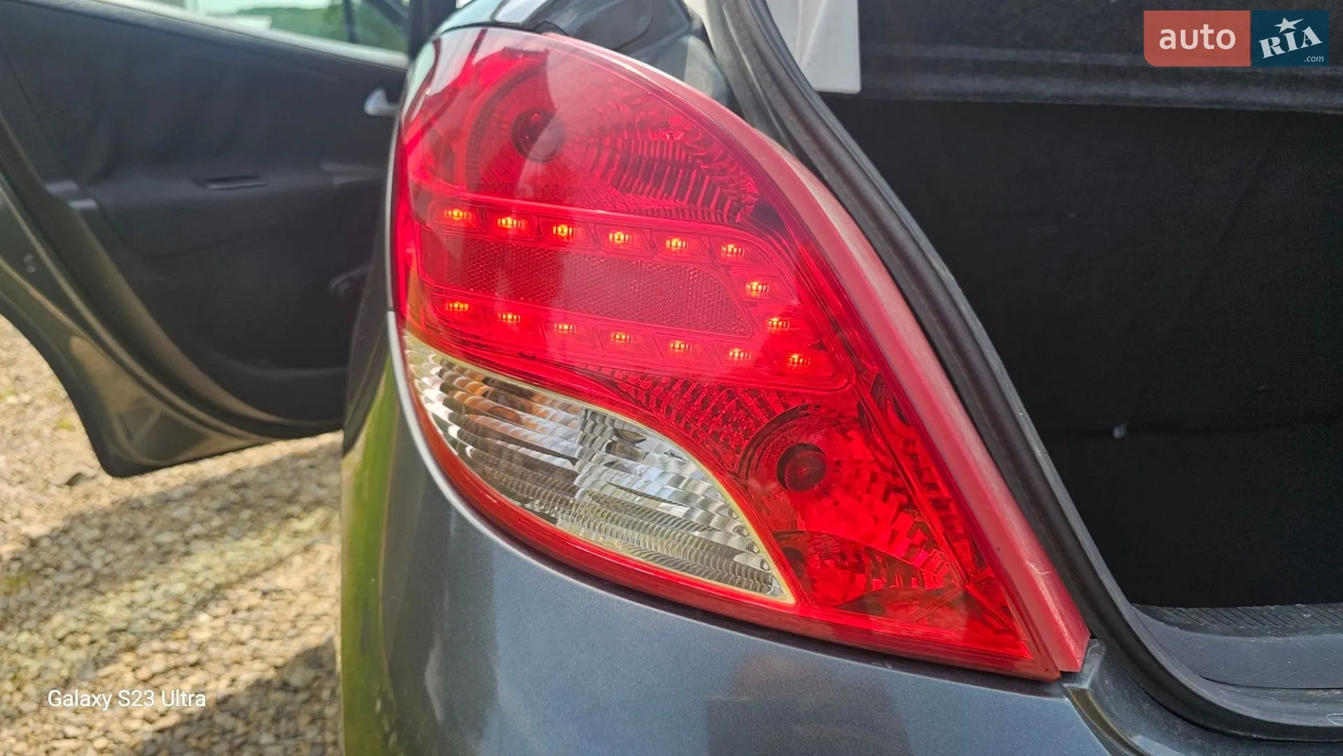 2010 Peugeot 207 - мініатюра 20