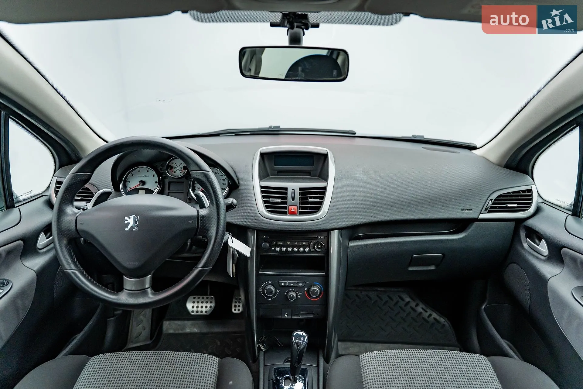 2010 Peugeot 207 - мініатюра 9