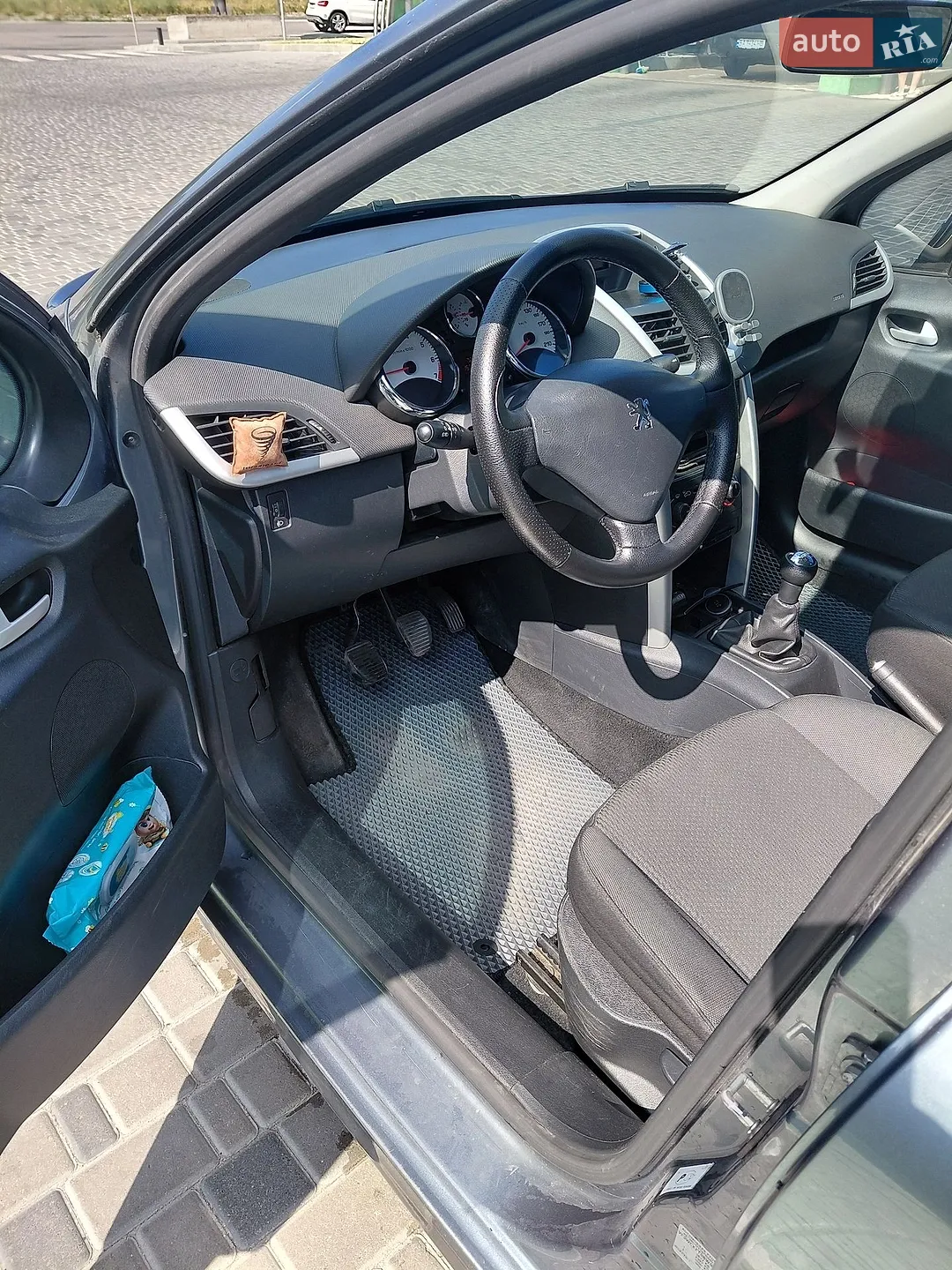 Peugeot 207 2011 VIN VF3WCKFT0BW067396 фото оголошення 18 з 23