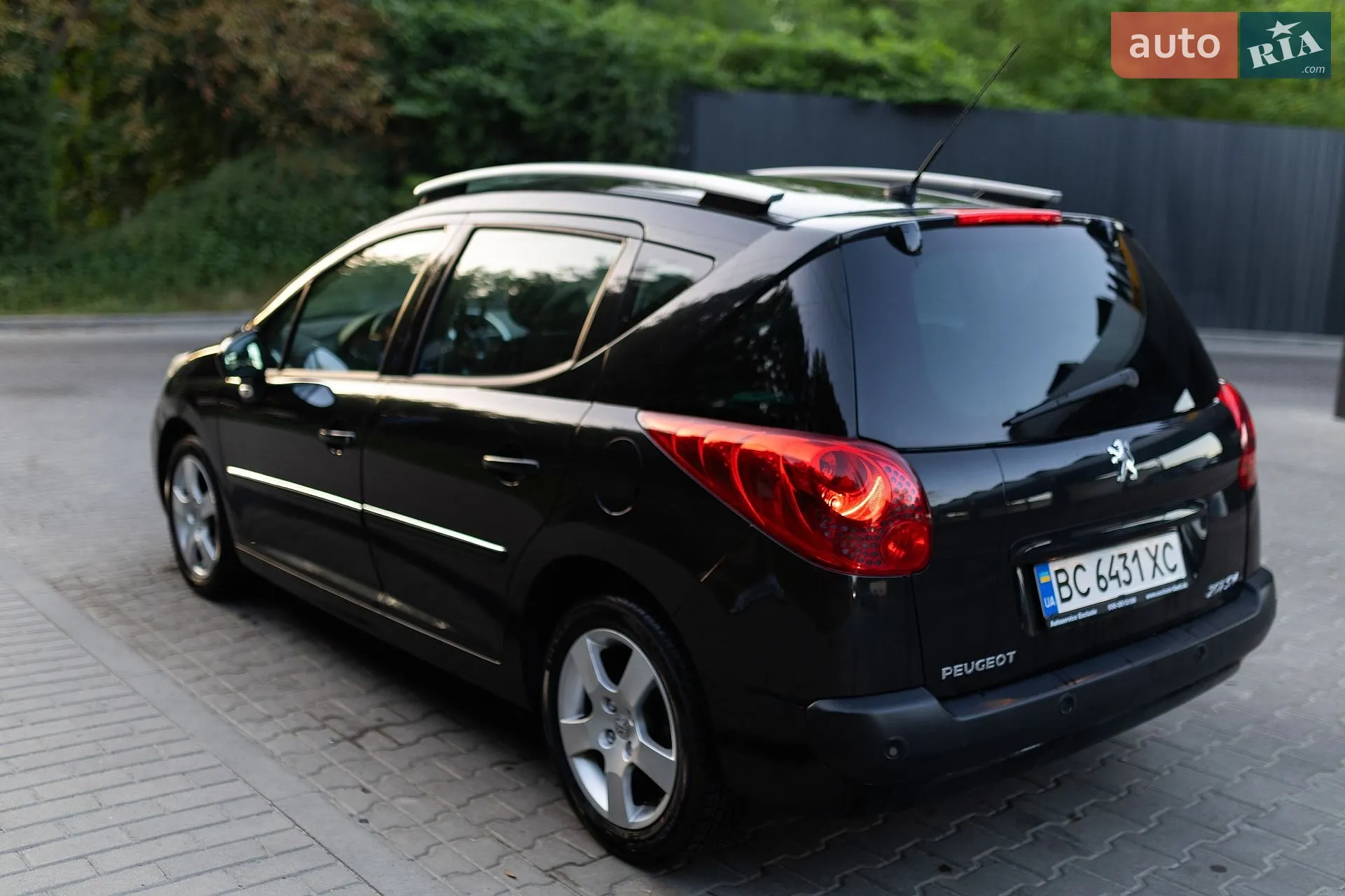 2010 Peugeot 207 - мініатюра 2