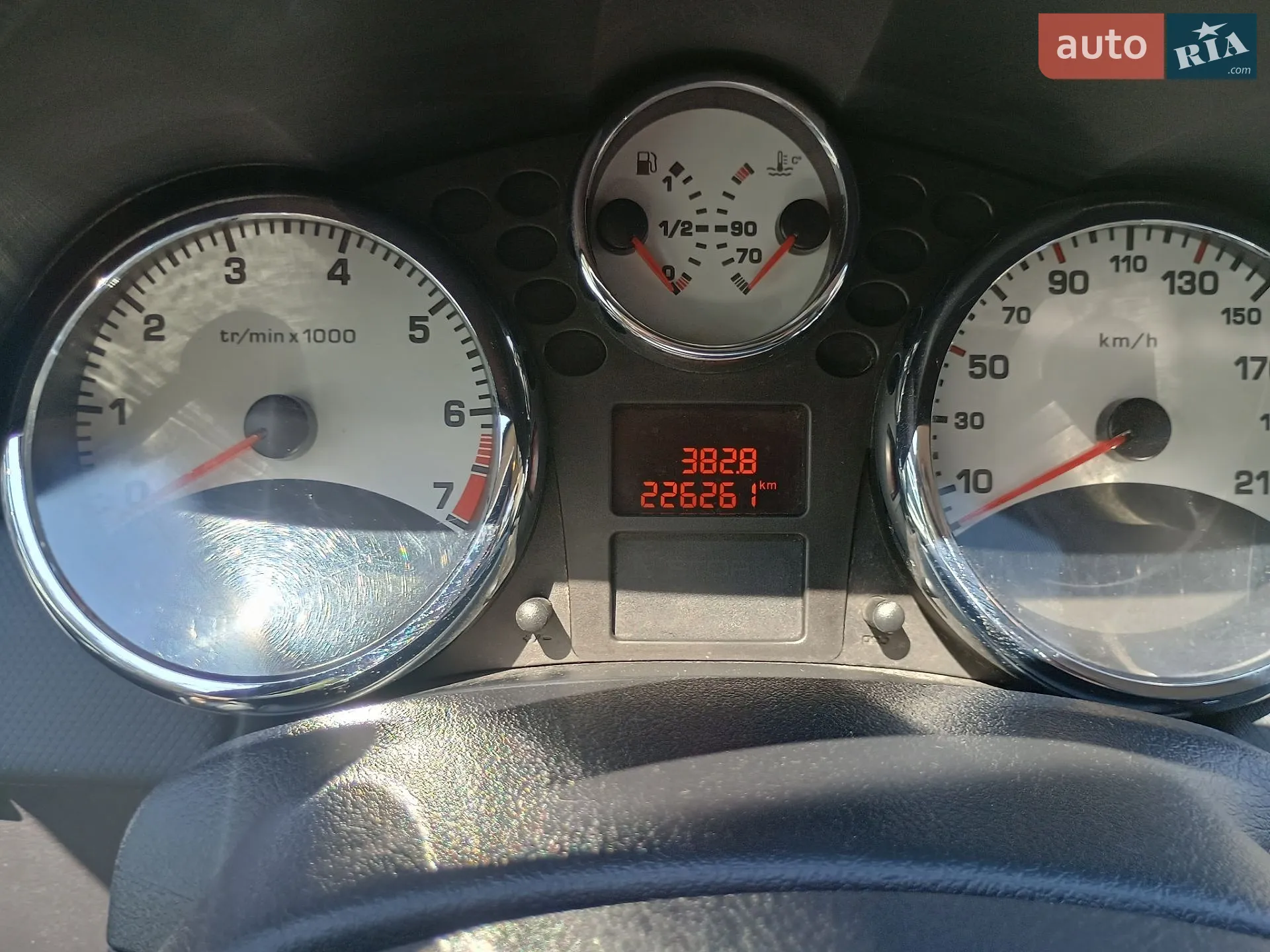 2011 Peugeot 207 - мініатюра 8
