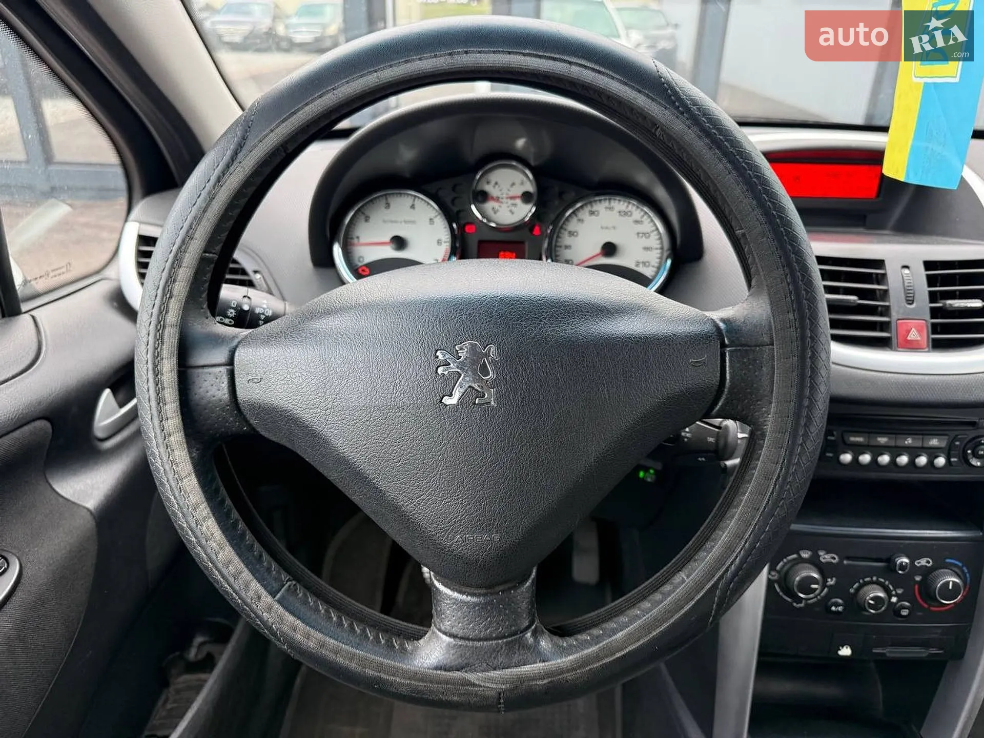 2012 Peugeot 207 - мініатюра 15