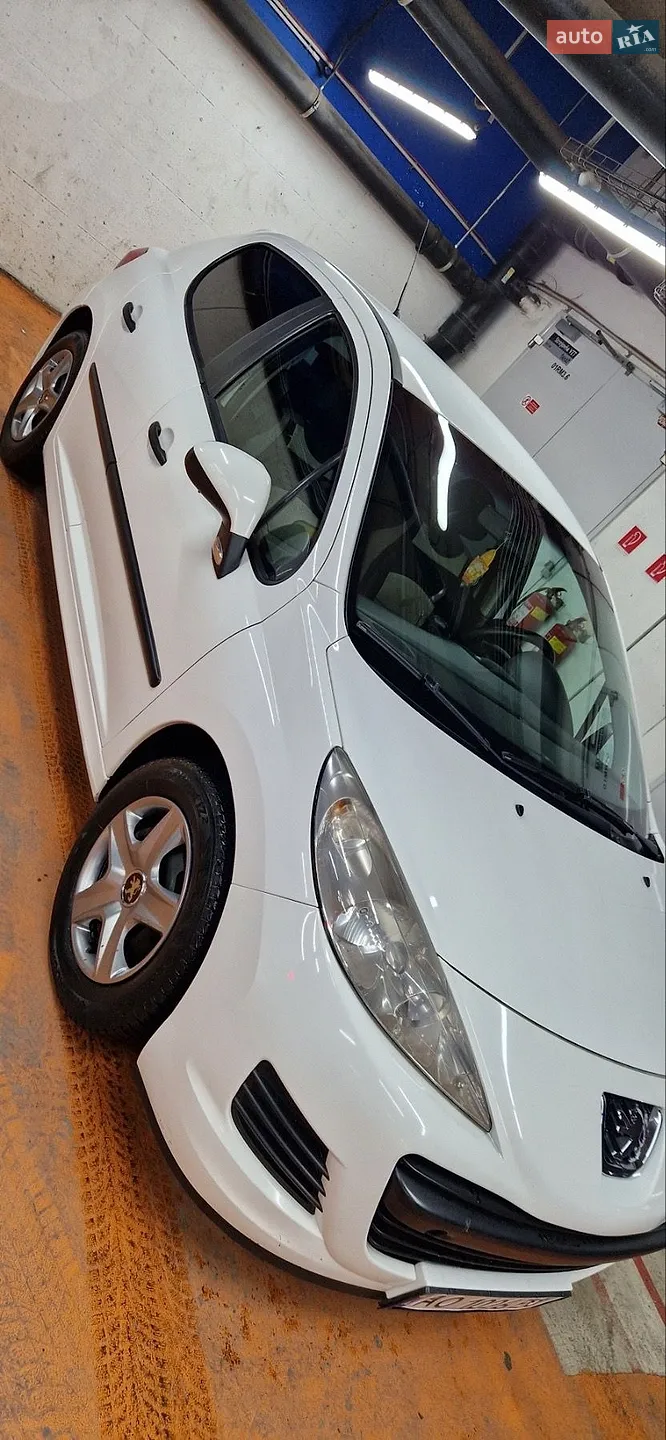 2011 Peugeot 207 - мініатюра 8