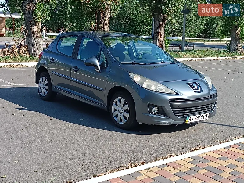 Peugeot 207 2011