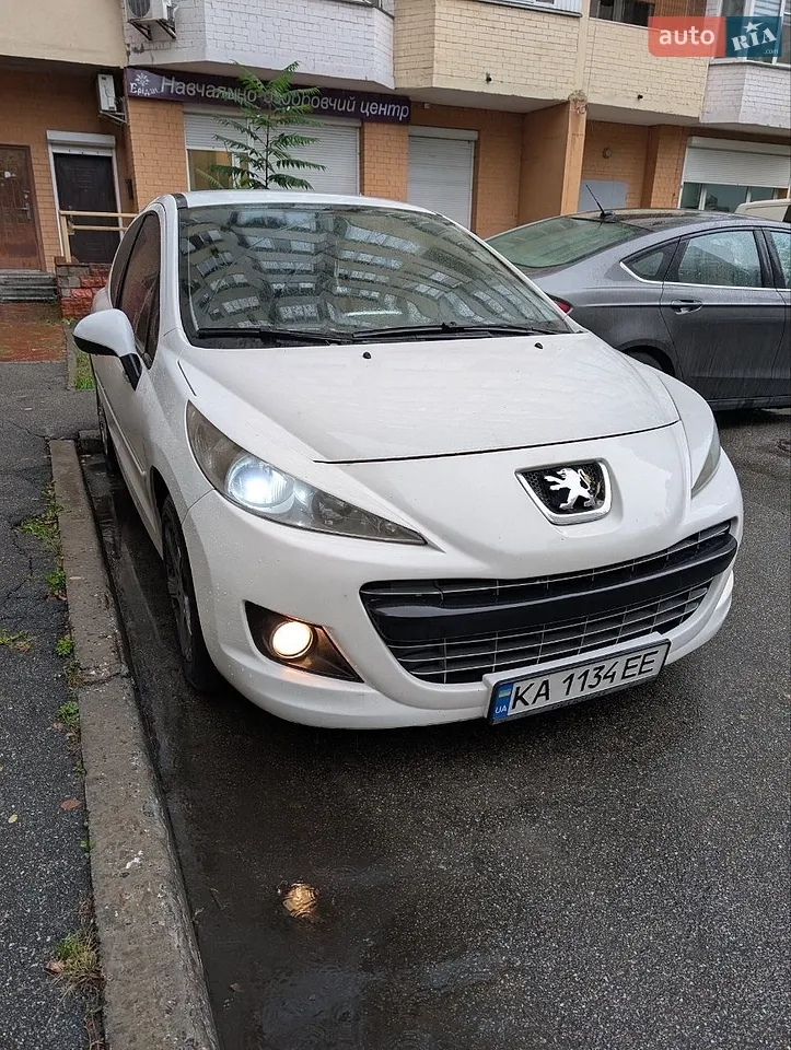 2010 Peugeot 207 - мініатюра 23