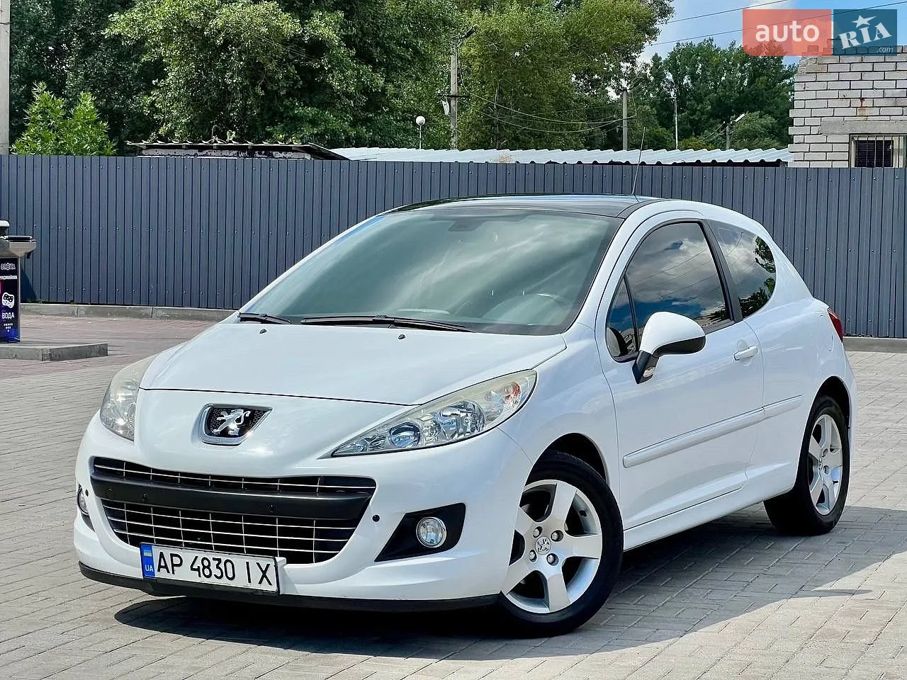 2011 Peugeot 207 - фото 1