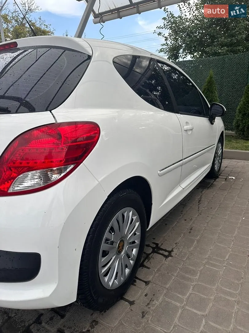 2011 Peugeot 207 - мініатюра 10