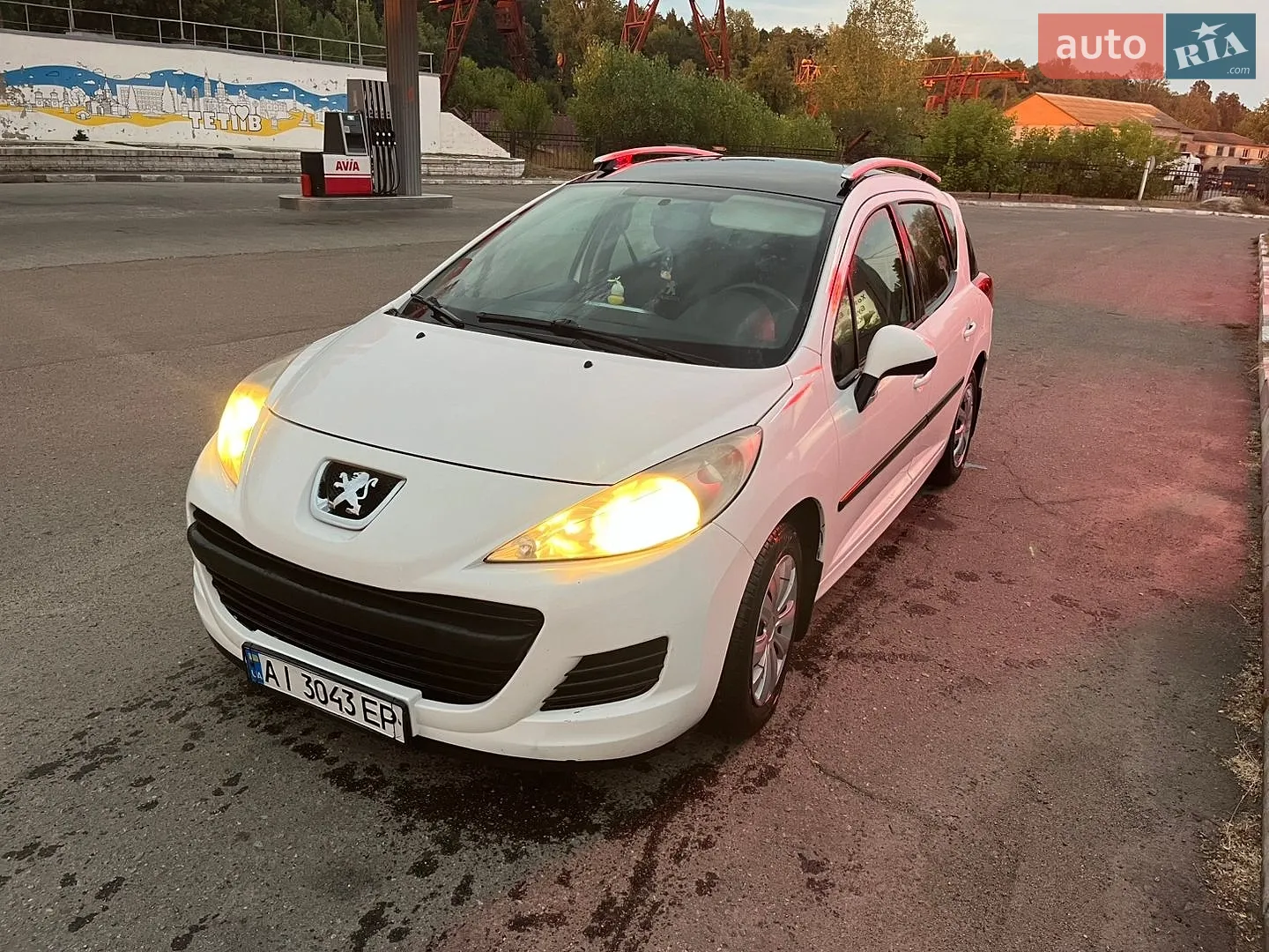 2010 Peugeot 207 - фото 1