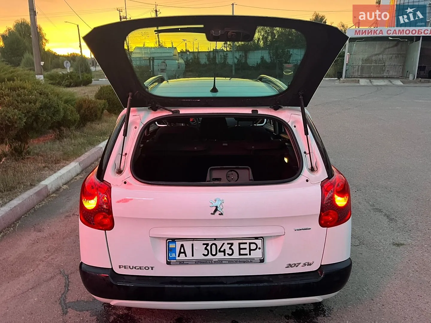 2010 Peugeot 207 - мініатюра 9