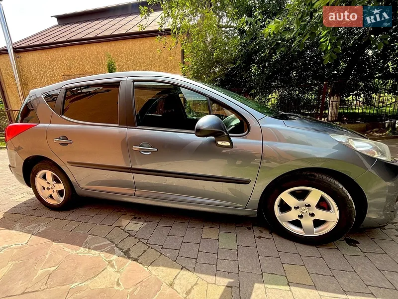 Peugeot 207