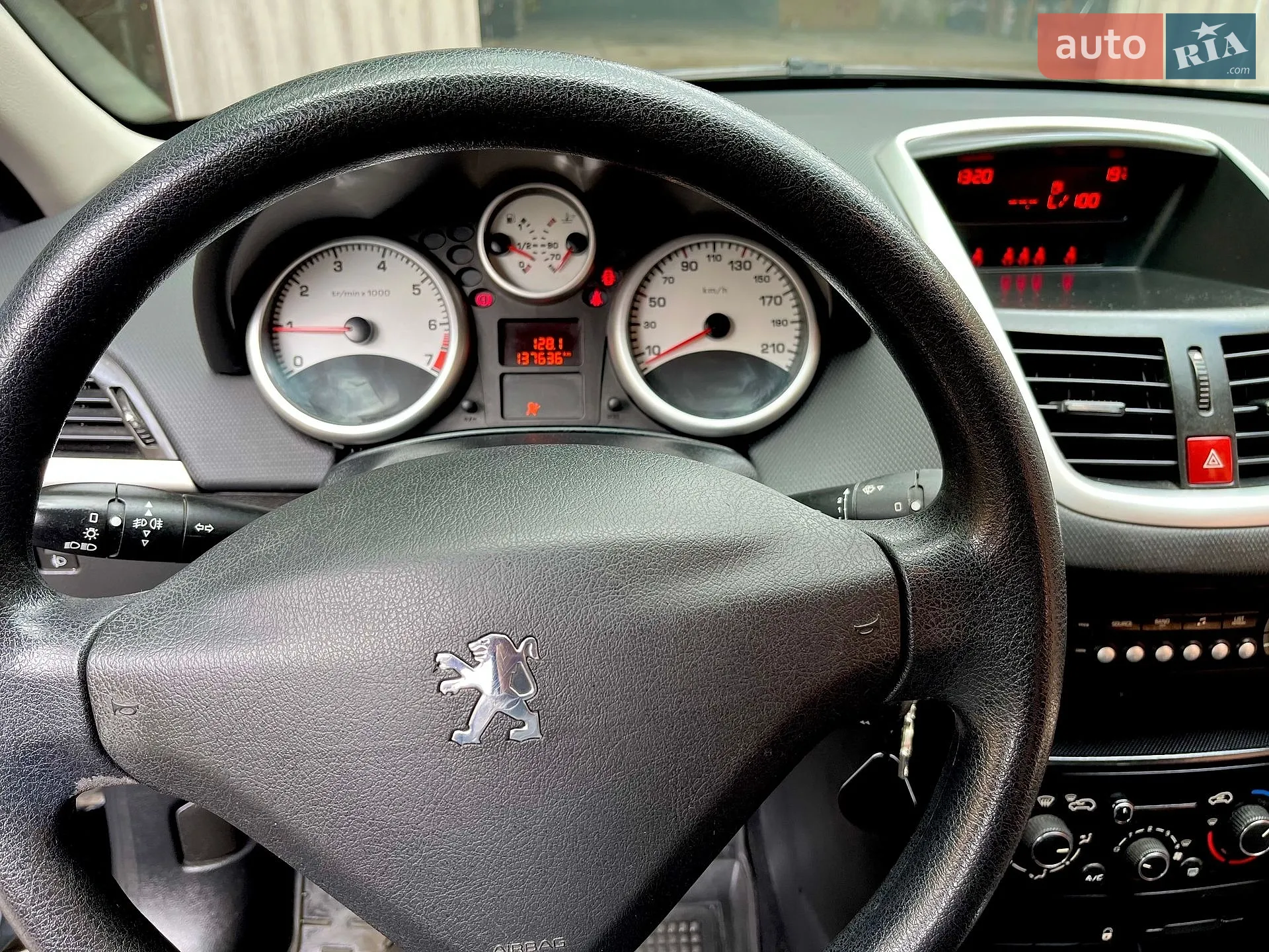 2011 Peugeot 207 - мініатюра 8