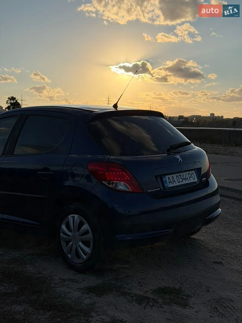 2010 Peugeot 207 - мініатюра 4