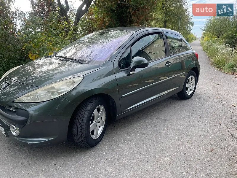 Peugeot 207