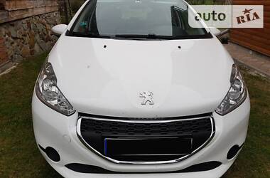 Peugeot 208 2013