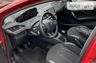 Хэтчбек Peugeot 208 2013 в Ровно