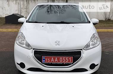 Хетчбек Peugeot 208 2014 в Луцьку