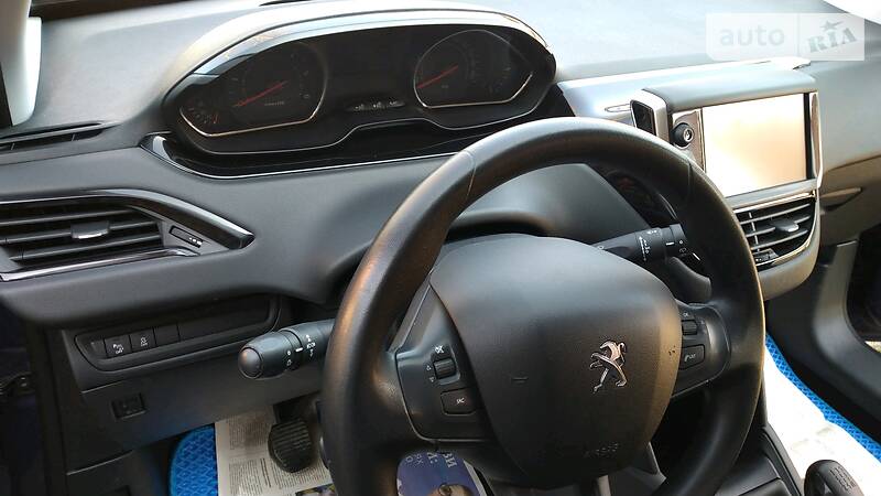 Хетчбек Peugeot 208 2013 в Львові фото 8 Хетчбек Peugeot 208 2013 в Львові