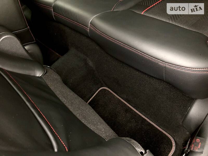 Хетчбек Peugeot 208 2014 в Харкові