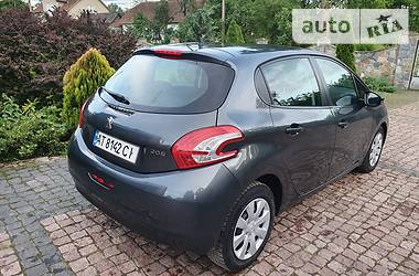 Хетчбек Peugeot 208 2014 в Трускавці