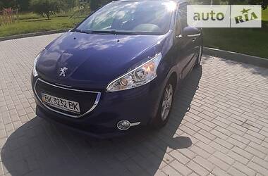 Peugeot 208 2013