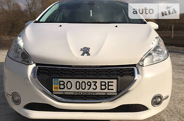 Peugeot 208 2013