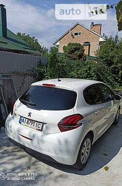 Хетчбек Peugeot 208 2019 в Києві