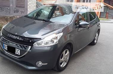 Peugeot 208 2013