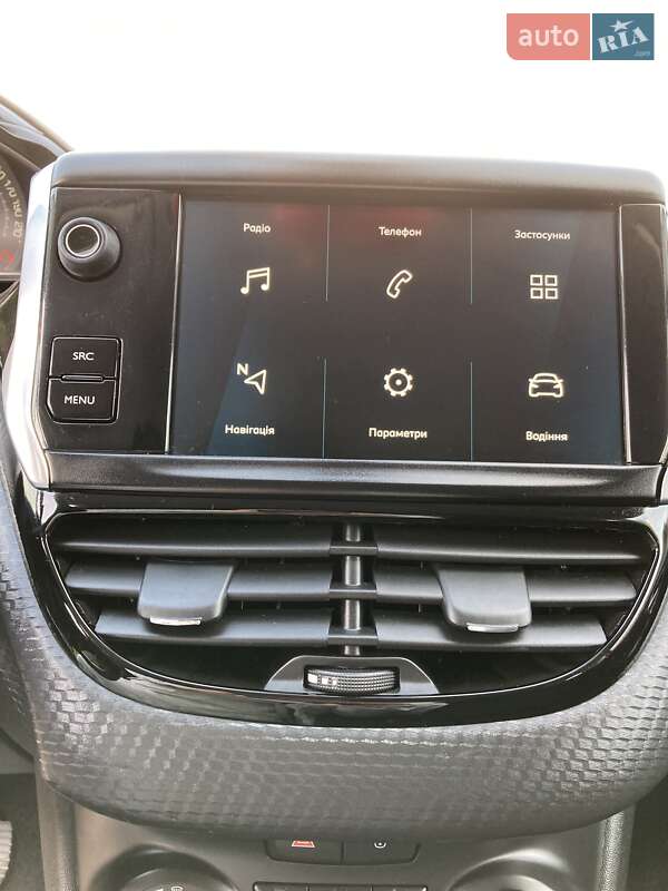 Хетчбек Peugeot 208 2019 в Снятині