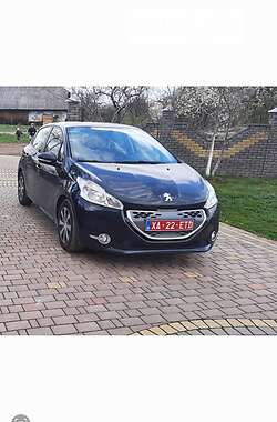 Хетчбек Peugeot 208 2012 в Коломиї