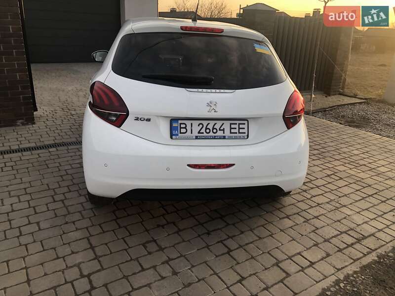 Хетчбек Peugeot 208 2019 в Полтаві