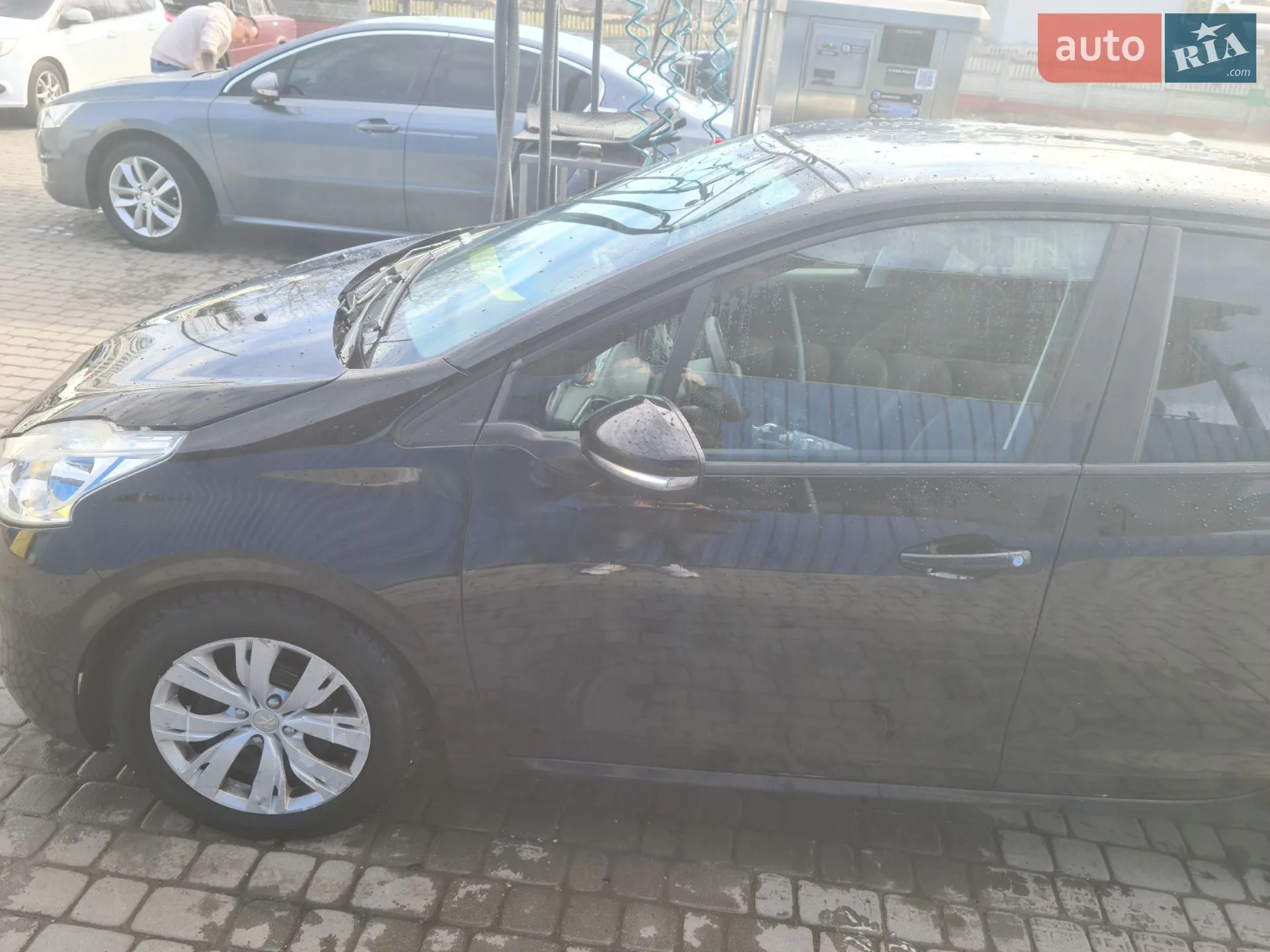 2013 Peugeot 208 - мініатюра 11