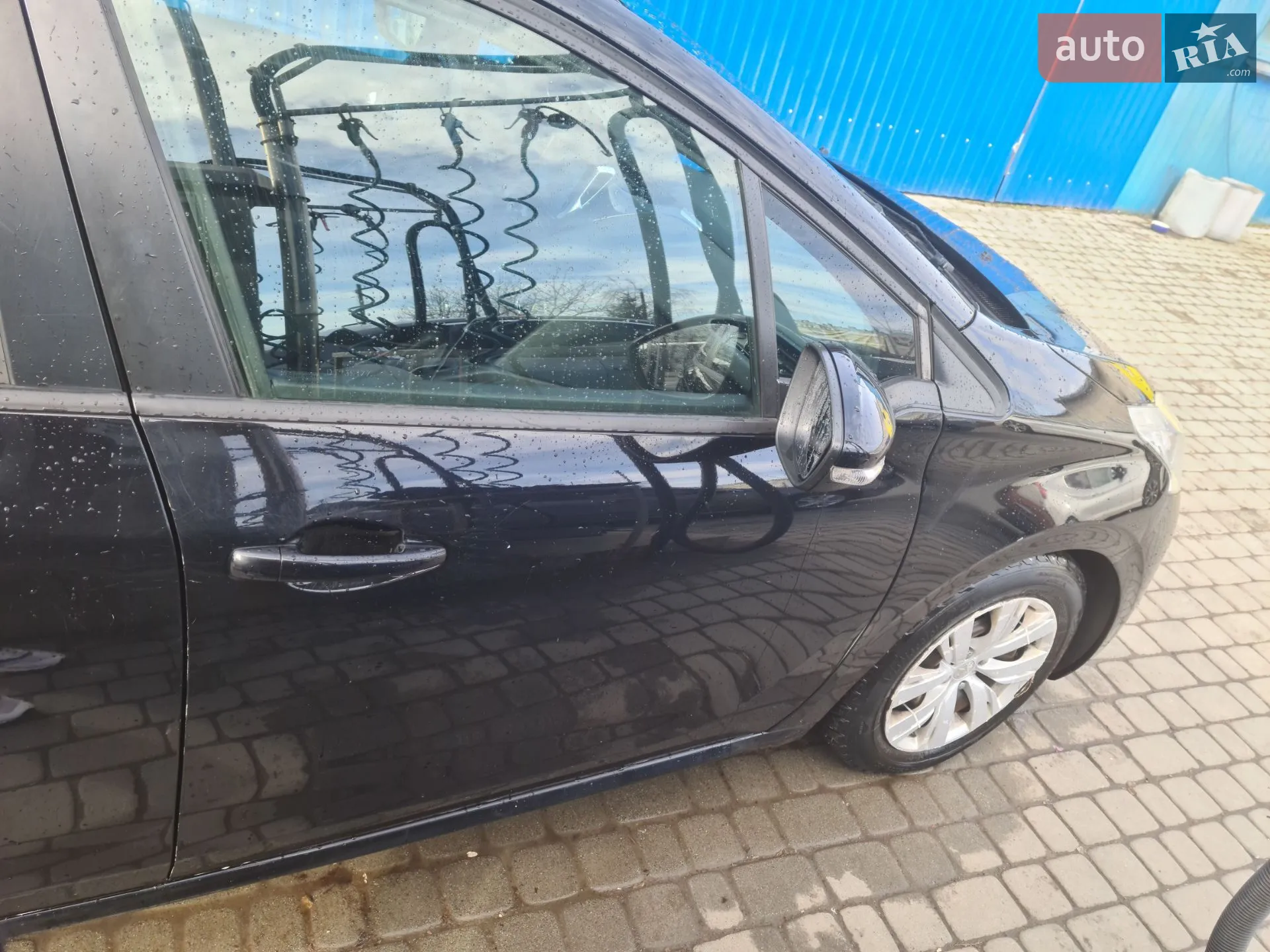 2013 Peugeot 208 - мініатюра 10