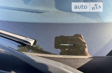 Хэтчбек Peugeot 208 2013 в 