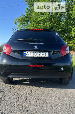 Хэтчбек Peugeot 208 2013 в 