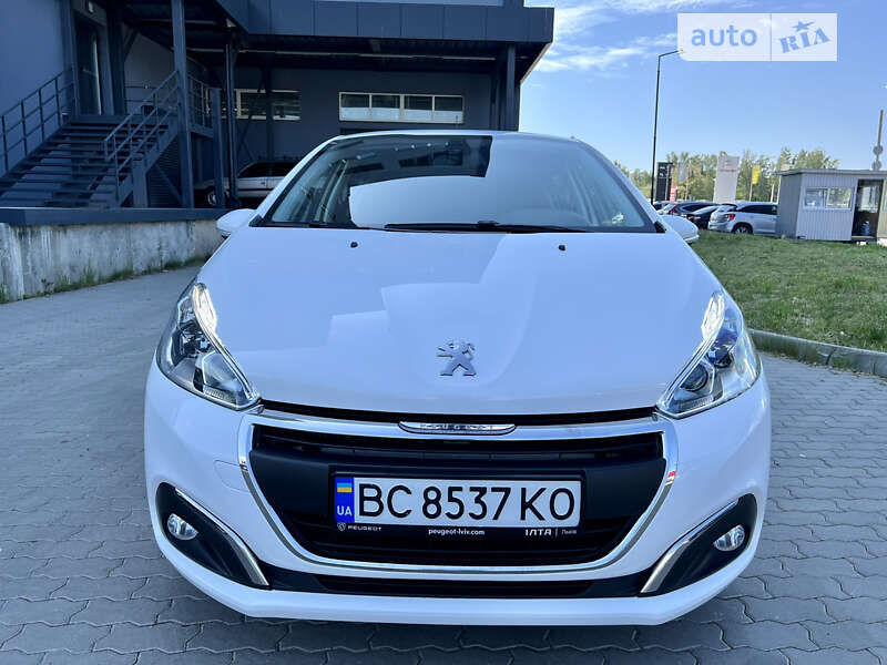 Хетчбек Peugeot 208 2019 в Львові